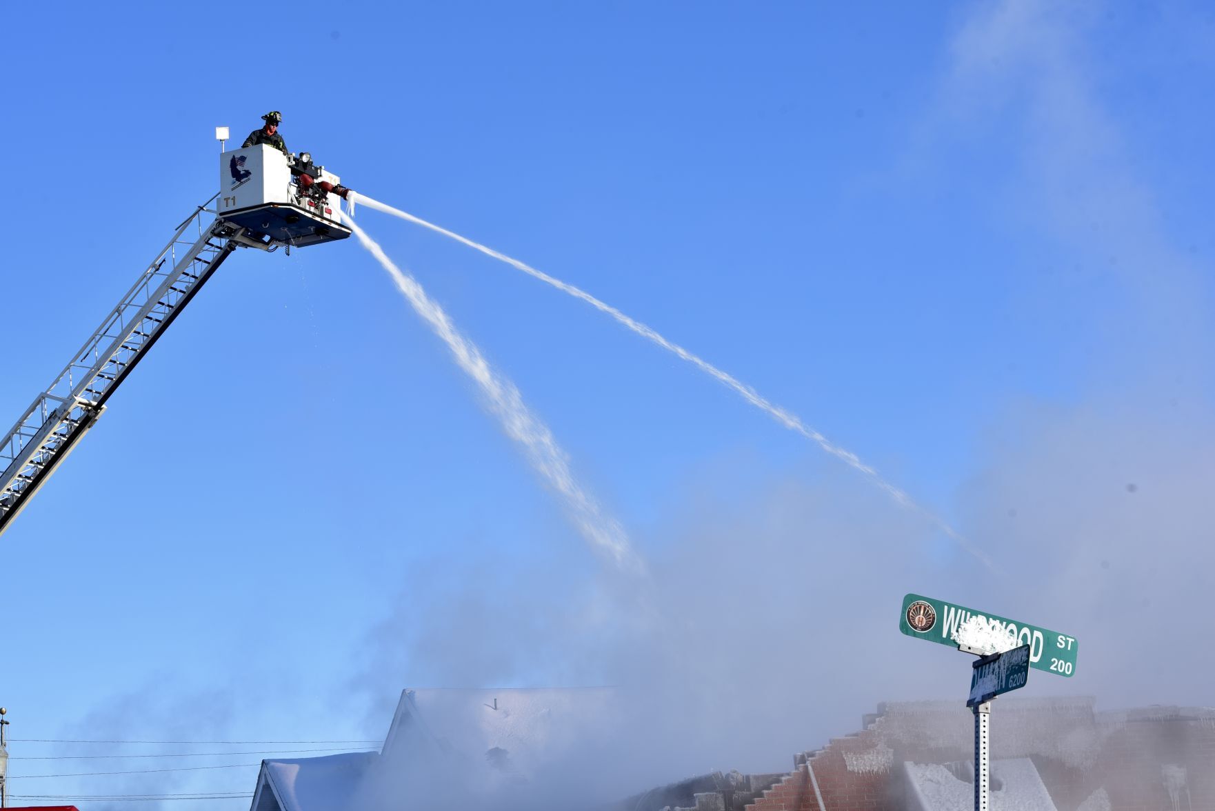 Fire Fighters battle Extra Alarm fire in Frigid Weather